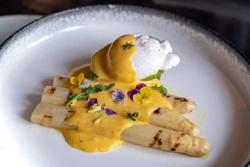 Sauce Hollandaise laktosefrei mit Spargel